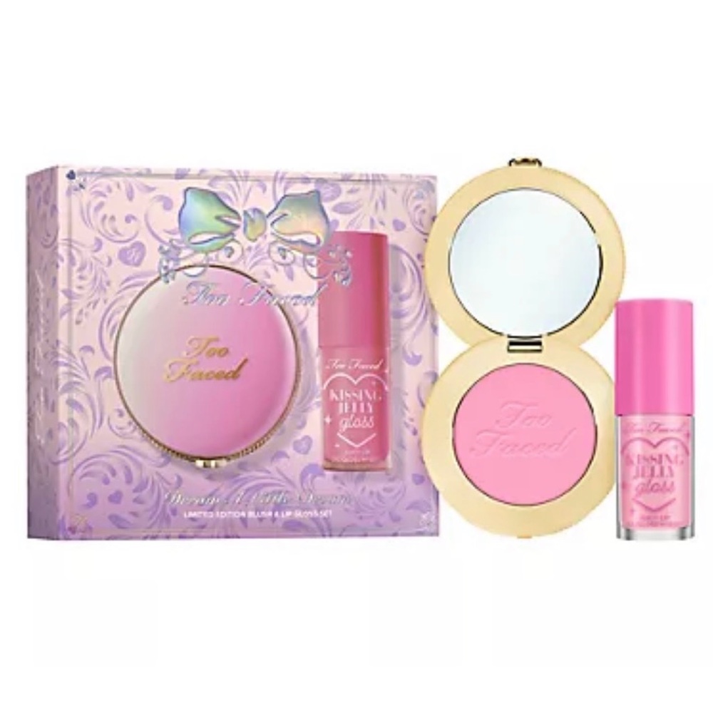 Too Faced Dream a little dream Blush and Gloss Set
